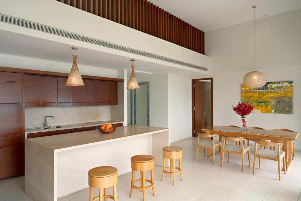Villa Seaview And Apartment -Spa Da Nang Resort By Jt Group "Free Pick Up" Exterior photo